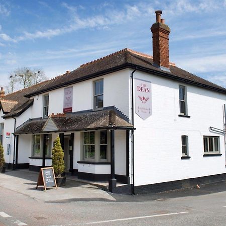 Отель The Dean Ale & Cider House Чичестер Экстерьер фото